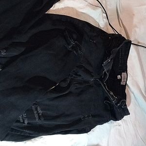 Women's 5/6 Bamboo black tattered jeans